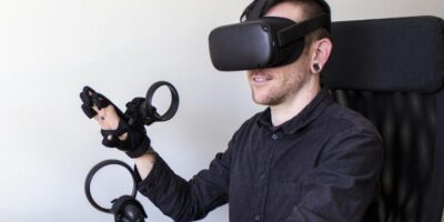 Wireless VR/AR haptic glove allows gamers to “feel” digital objects