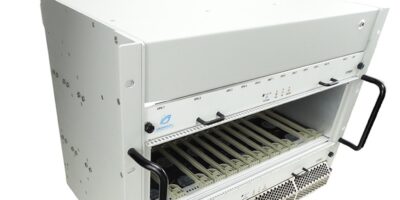 8U VPX chassis meets commercial deployments