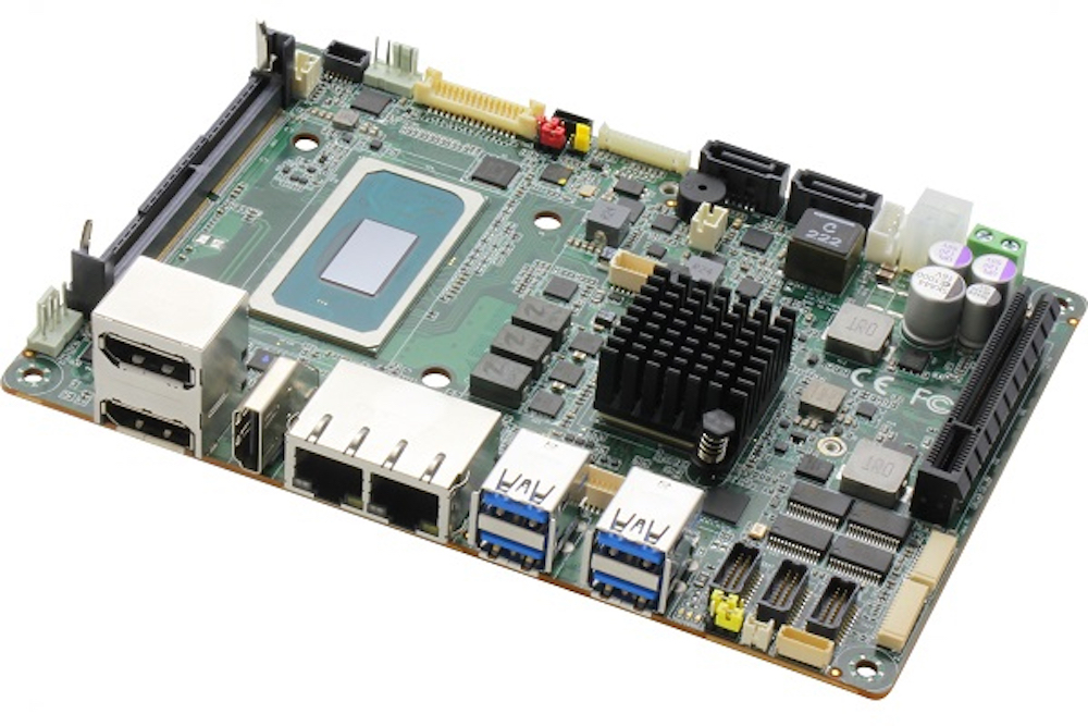 100mm board hosts Intel 11th Generation Xeon/Core processors