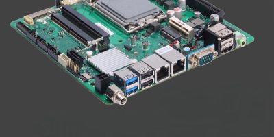 Low profile Mini-ITX motherboard supports triple displays