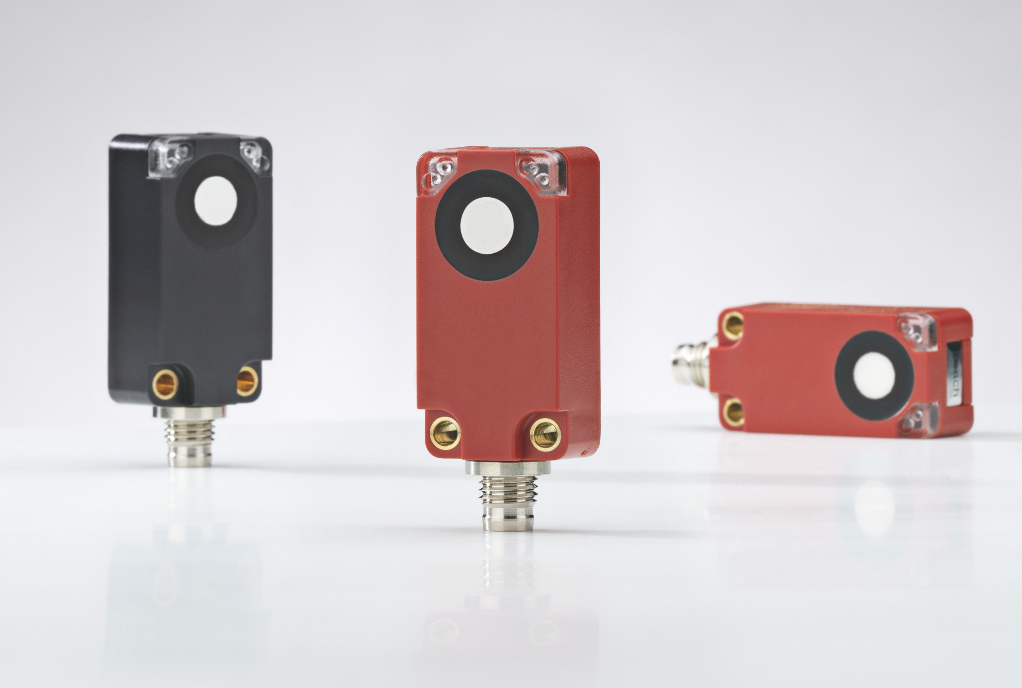 New ultrasonic sensors from Leuze can be used for many different applications.