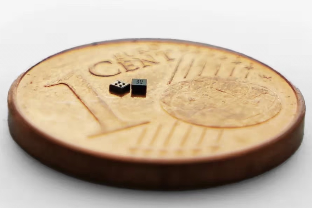 Miniature sensors and light solutions from ams OSRAM at Medica 2025